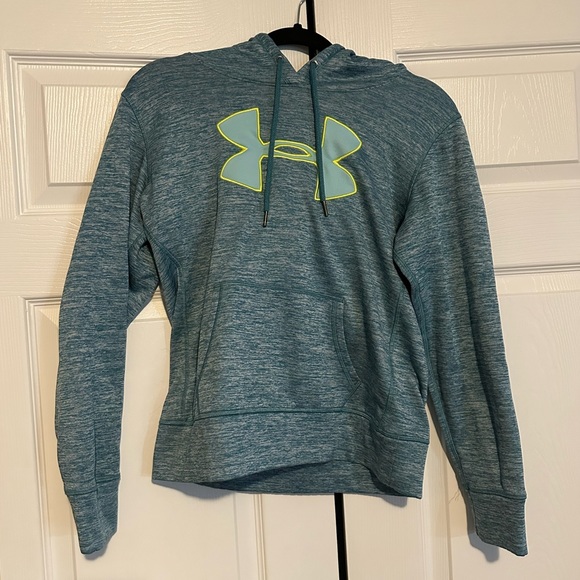 Underarmour hoodie. Got as gift. Worn once. - Picture 1 of 2